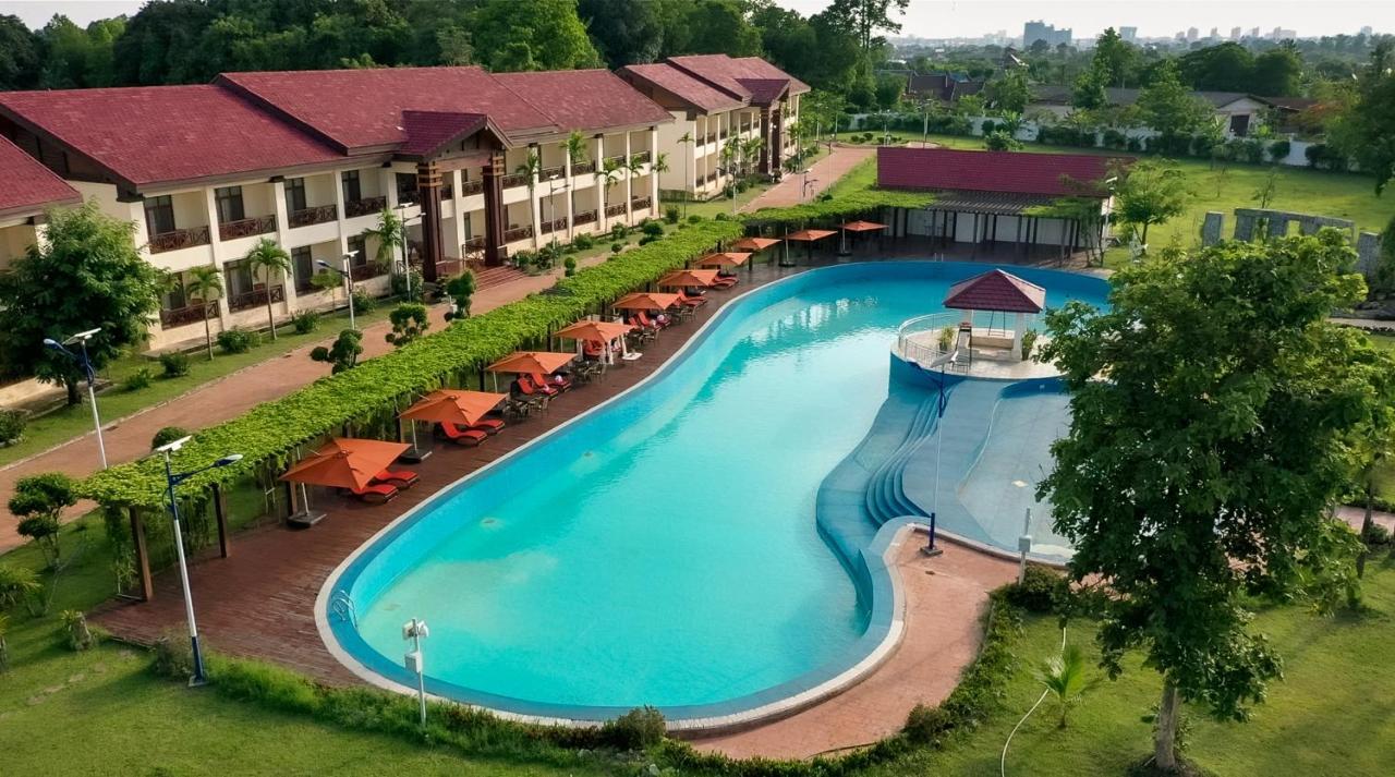 36Manor International Sport Hotel В'єнтьян Екстер'єр фото