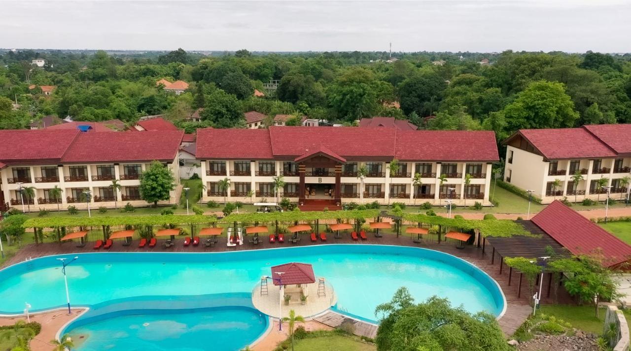 36Manor International Sport Hotel В'єнтьян Екстер'єр фото