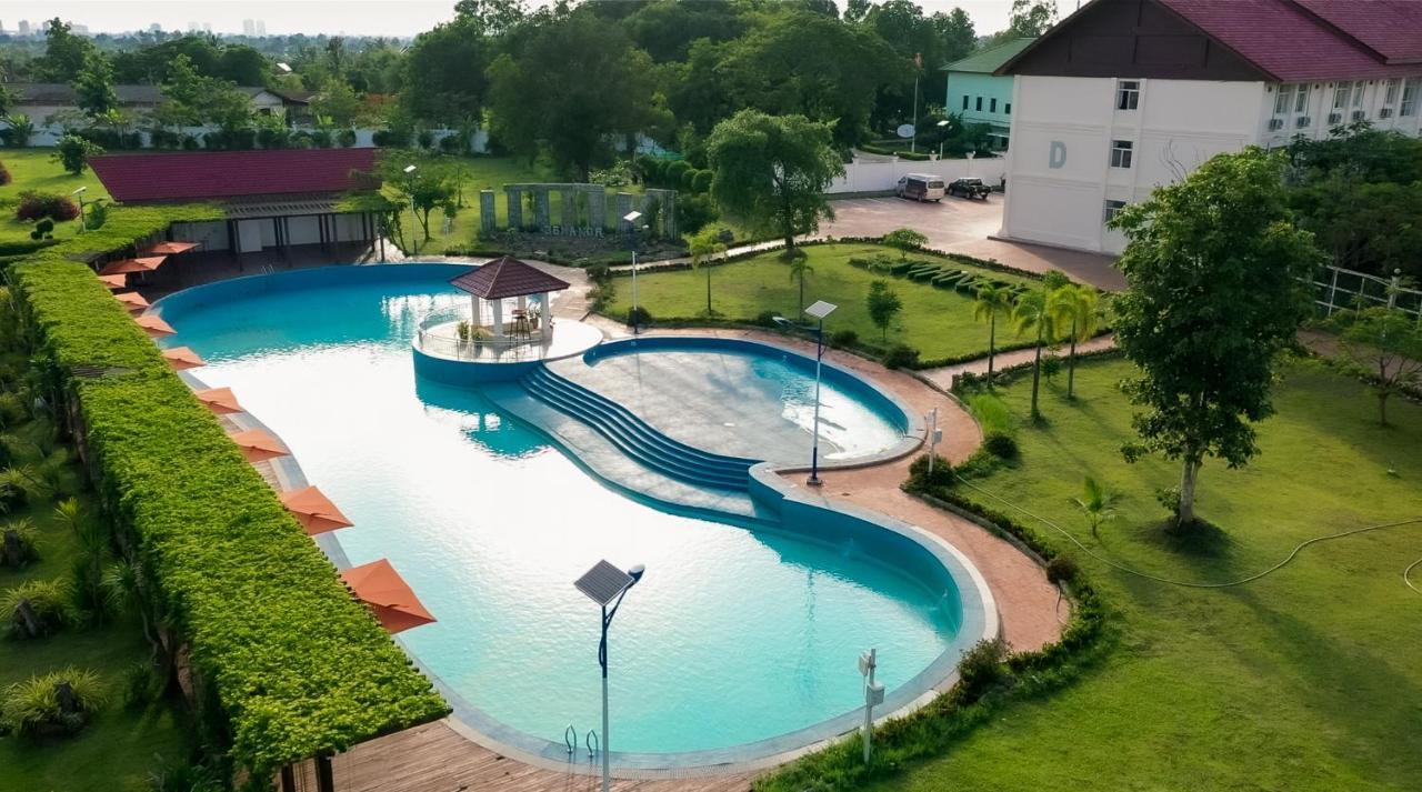 36Manor International Sport Hotel В'єнтьян Екстер'єр фото
