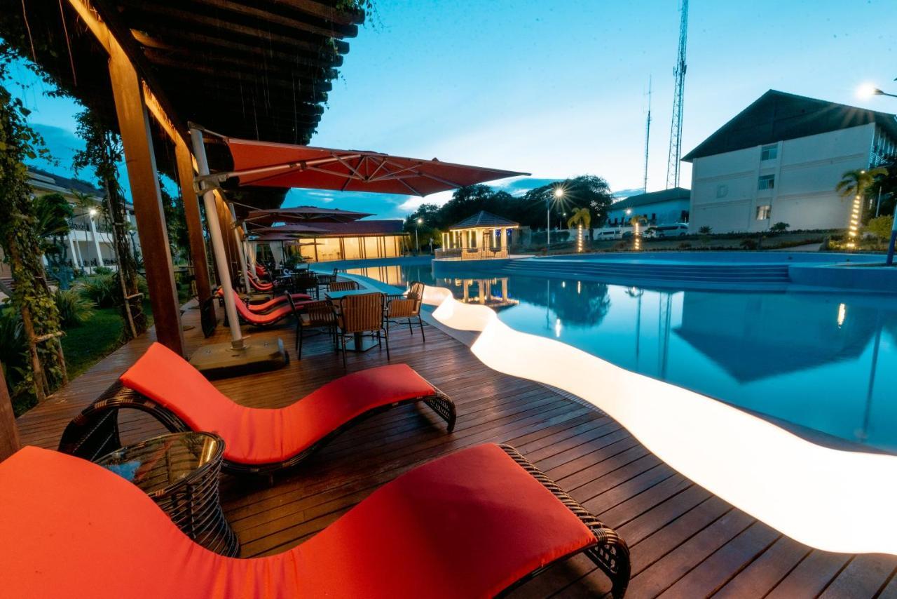36Manor International Sport Hotel В'єнтьян Екстер'єр фото