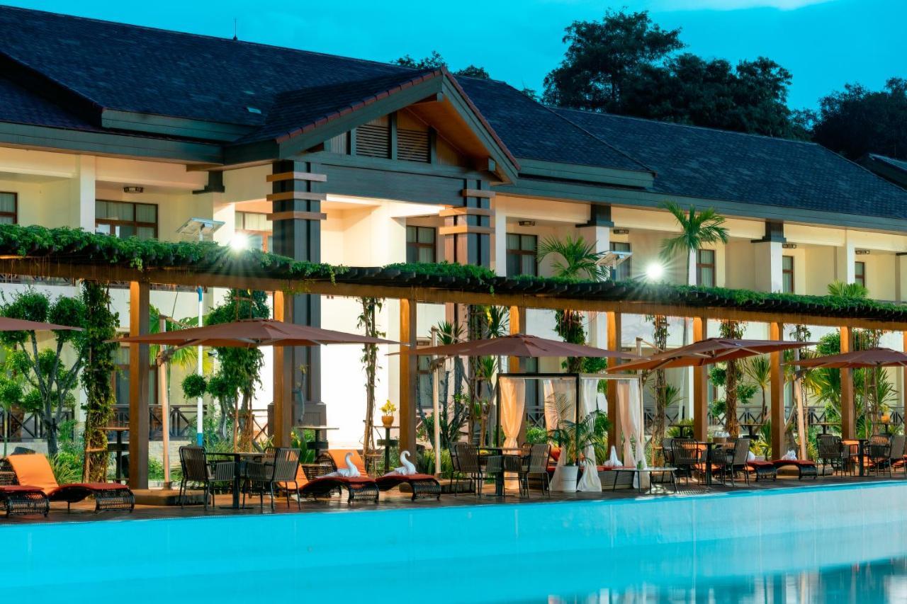 36Manor International Sport Hotel В'єнтьян Екстер'єр фото